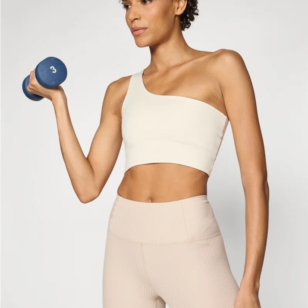Girlfriend Collective One-Shoulder Beige Sports Bra